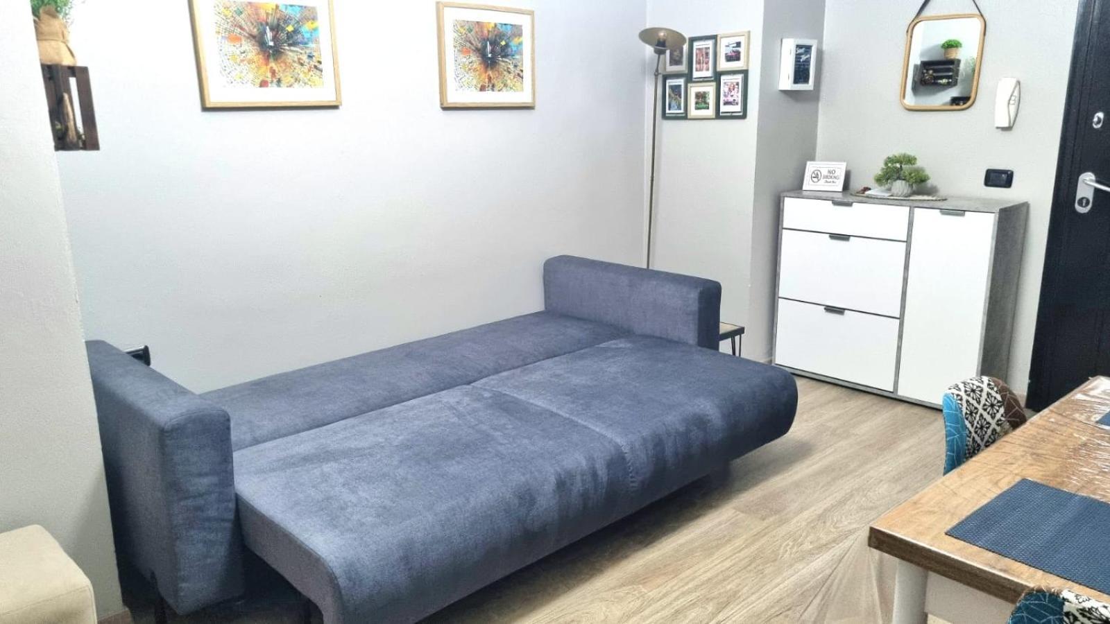 Nevila'S Apartment Тирана Екстер'єр фото