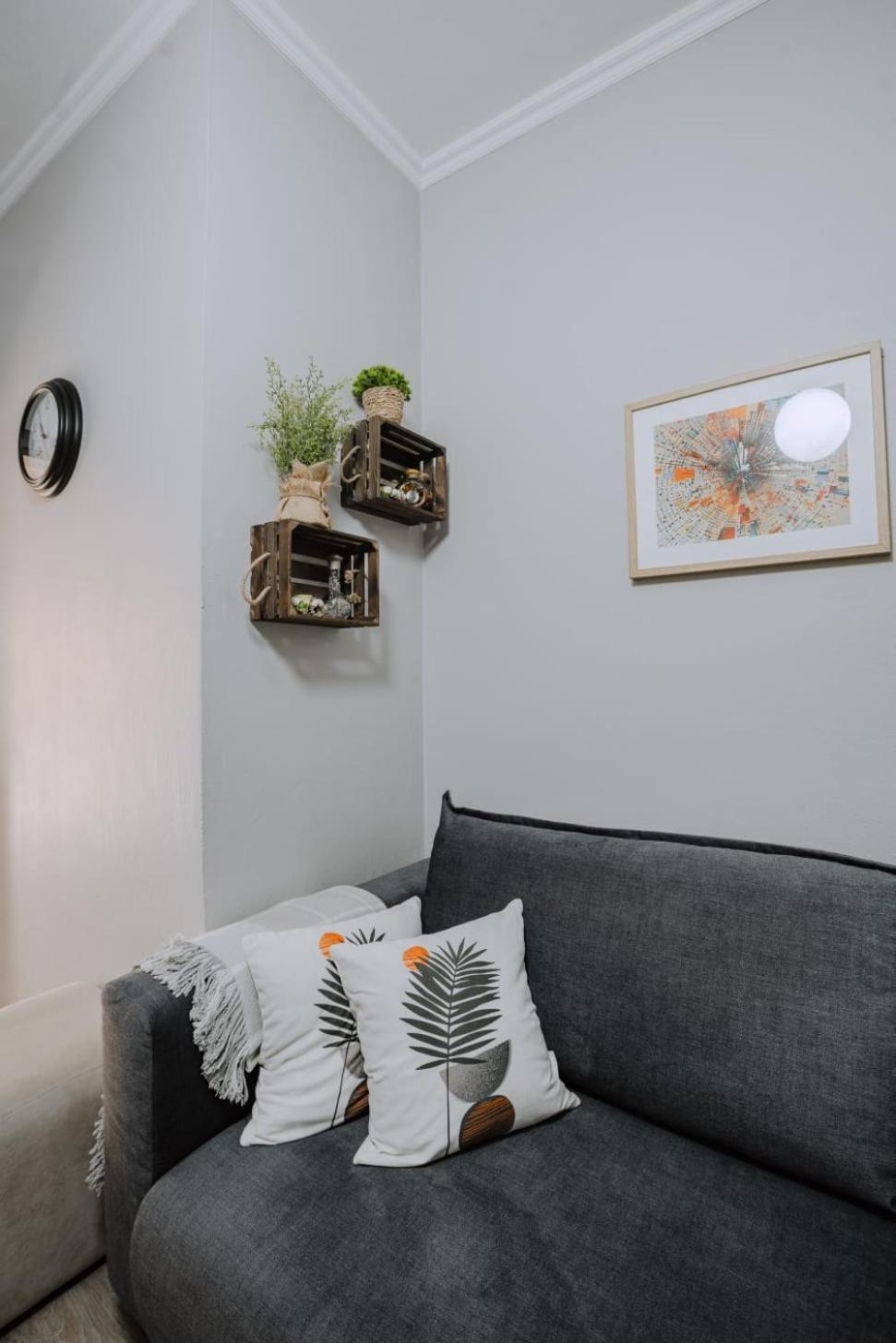 Nevila'S Apartment Тирана Екстер'єр фото